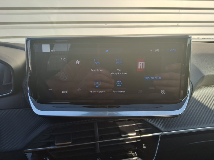 Peugeot 2008 Nouveau Hybrid 145 e-DCS6 Allure