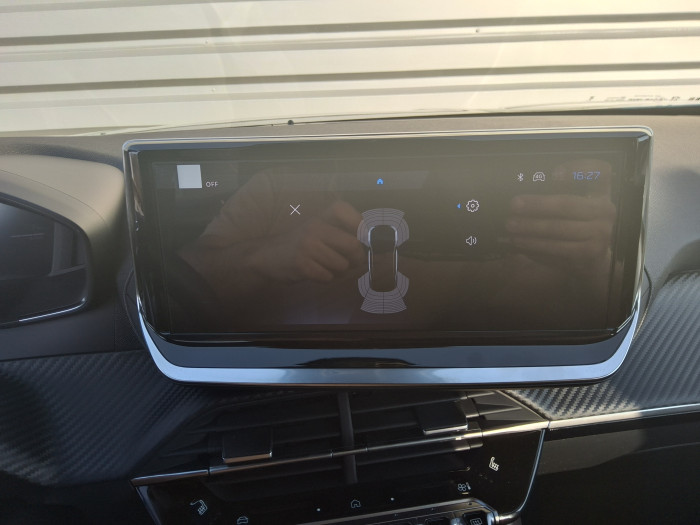 Peugeot 2008 Nouveau Hybrid 145 e-DCS6 Allure