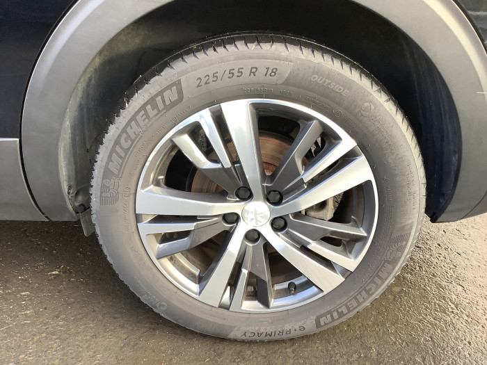 Peugeot 5008 BlueHDi 130ch S&S EAT8 Allure Pack