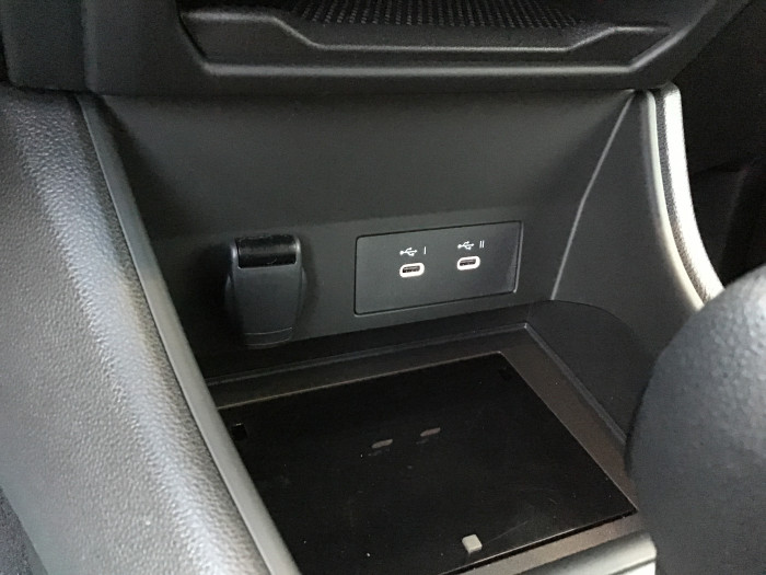 Renault CAPTUR Nouveau mild hybrid 160 EDC Techno