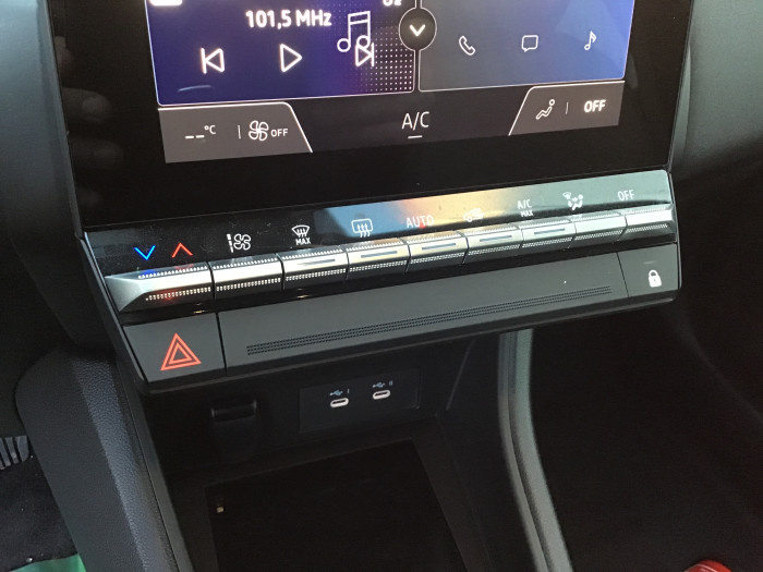 Renault CAPTUR Nouveau mild hybrid 160 EDC Techno