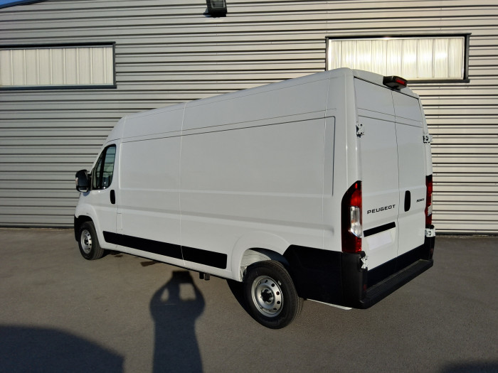Peugeot BOXER FOURGON Nouveau FGN TOLE 3.5 T L3H2 140 S&S BVM6