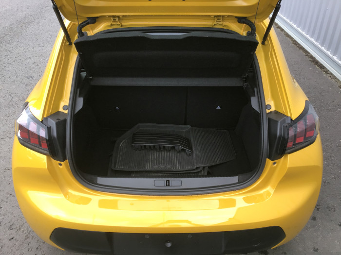 Peugeot 208 PureTech 100 S&S BVM6 Active