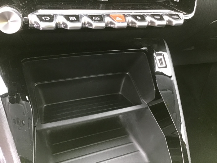 Peugeot 208 PureTech 100 S&S BVM6 Active