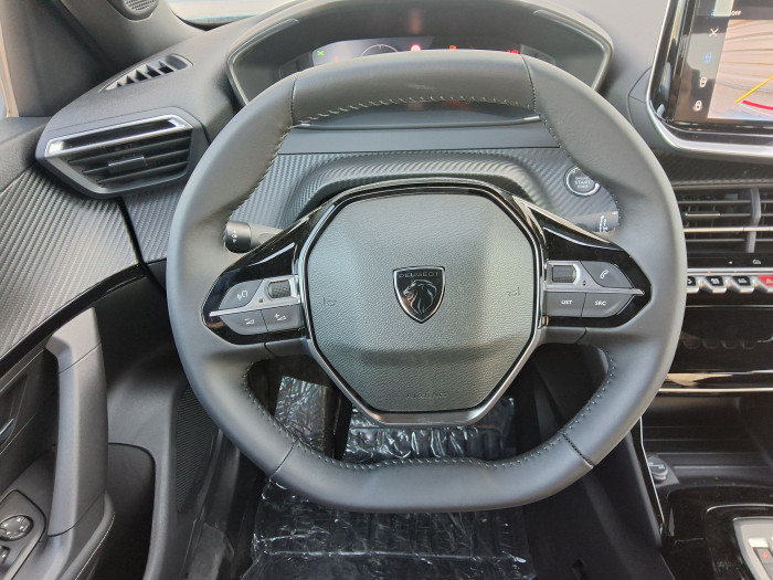Peugeot 2008 Nouveau Hybrid 145 ch e-DCS6 Allure