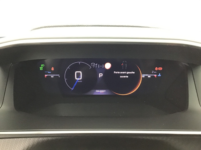 Peugeot 2008 Nouveau Hybrid 145 e-DCS6 GT