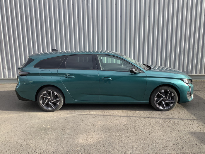 Peugeot 308 SW Hybrid 145 e-DCS6 Allure