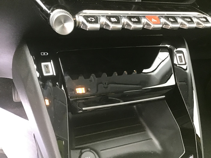 Peugeot 208 PureTech 100 S&S BVM6 Allure Pack