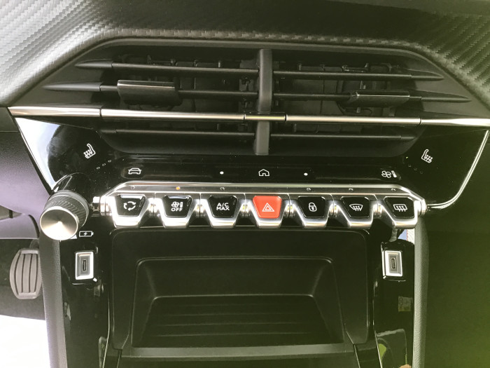 Peugeot 2008 Nouveau PureTech 100 S&S BVM6 Active