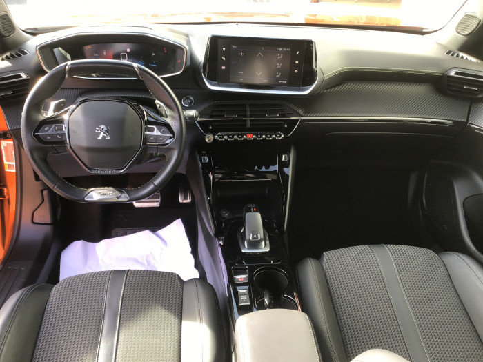 Peugeot 2008 PureTech 130 S&S EAT8 GT Line