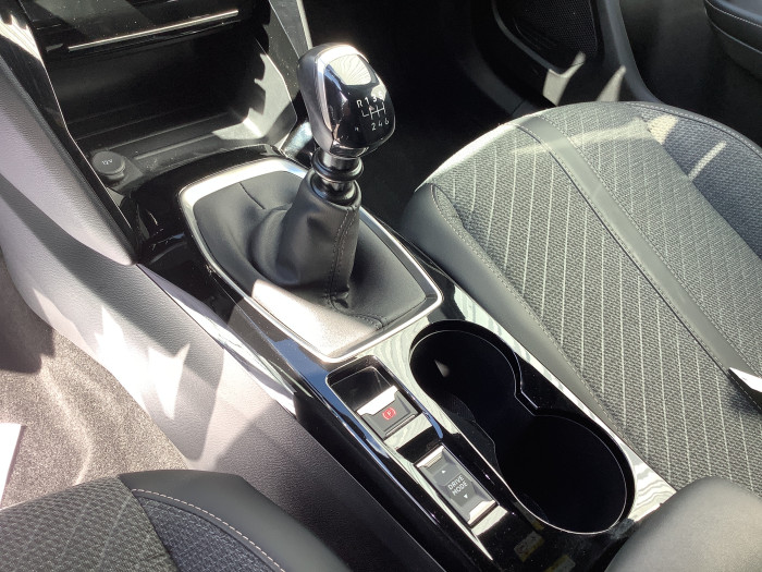 Peugeot 2008 Nouveau 100 S&S BVM6 Allure
