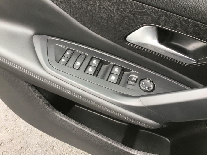 Peugeot 308 PureTech 130ch S&S EAT8 Allure