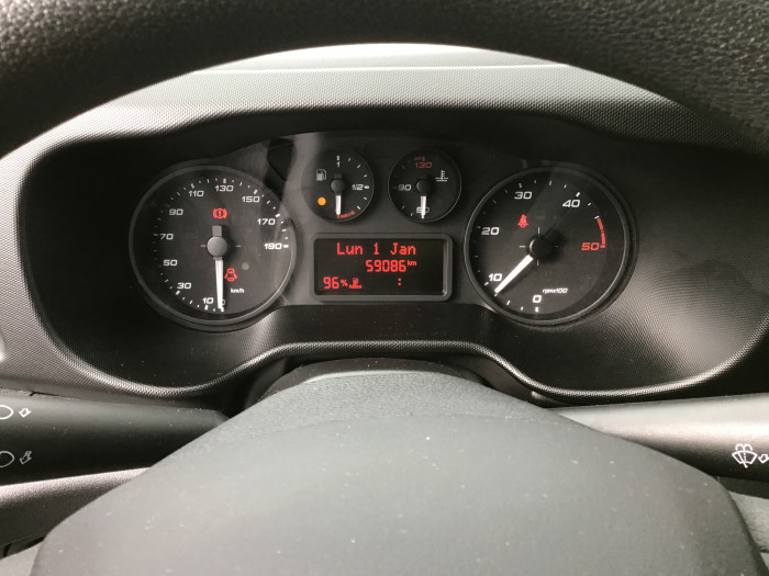 IVECO DAILY CHASSIS CABINE CAB 35 C 16 EMP 4100 QUAD-LEAF BVM6 3.0L