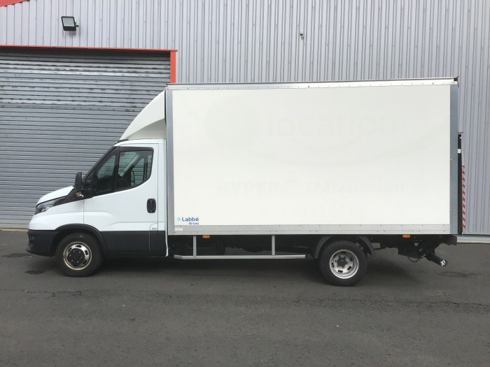 IVECO DAILY CHASSIS CABINE CAB 35 C 16 EMP 4100 QUAD-LEAF BVM6 3.0L