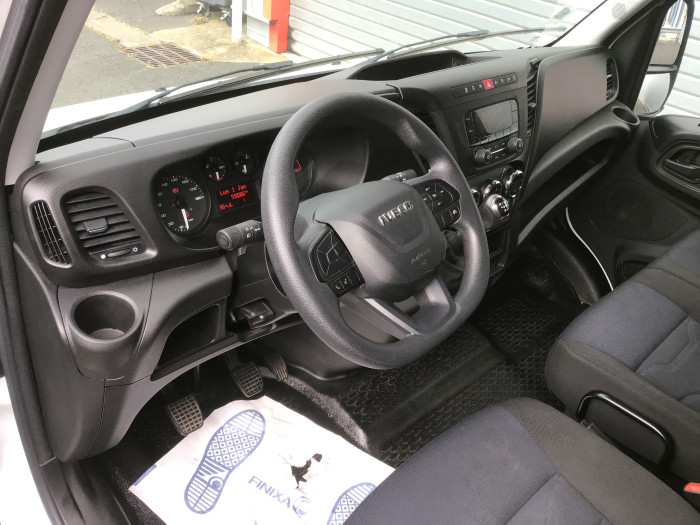 IVECO DAILY CHASSIS CABINE CAB 35 C 16 EMP 4100 QUAD-LEAF BVM6 3.0L