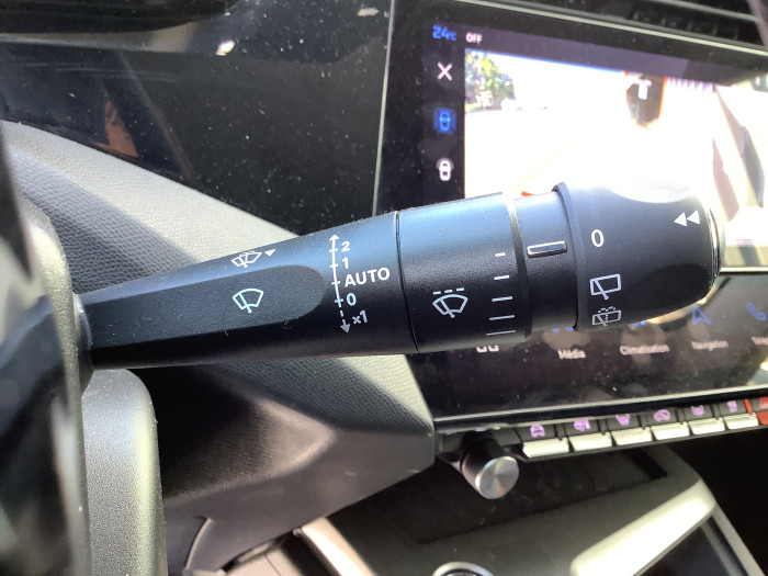 Peugeot 308 Hybrid 136 e-DCS6 Allure