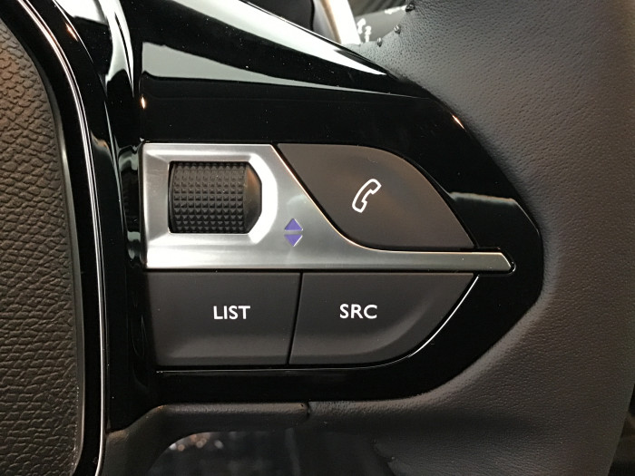 Peugeot 208 Nouvelle Hybrid 110 ch e-DCS6 Allure