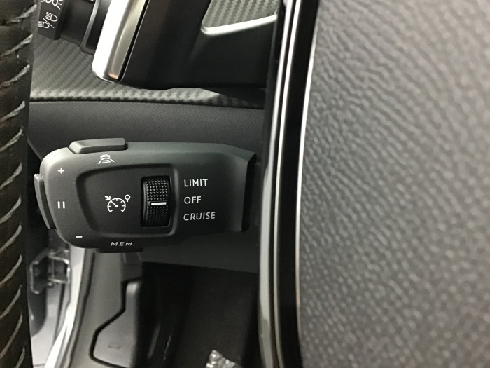 Peugeot 208 Nouvelle Hybrid 110 ch e-DCS6 Allure