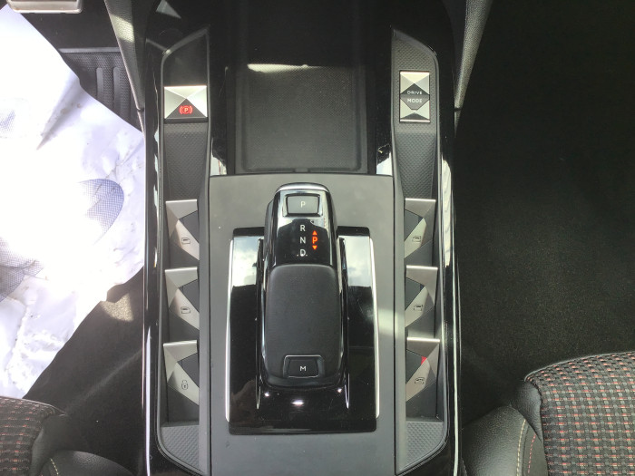 DS DS 3 CROSSBACK DS3 Crossback PureTech 130 EAT8 Performance Line