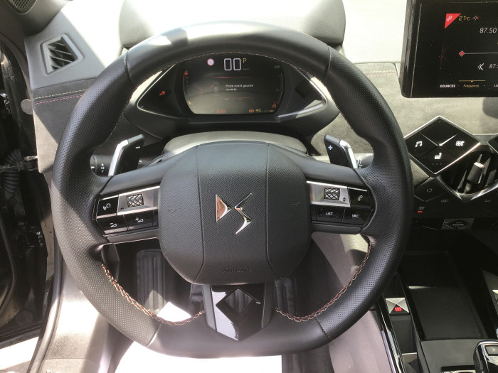 DS DS 3 CROSSBACK DS3 Crossback PureTech 130 EAT8 Performance Line