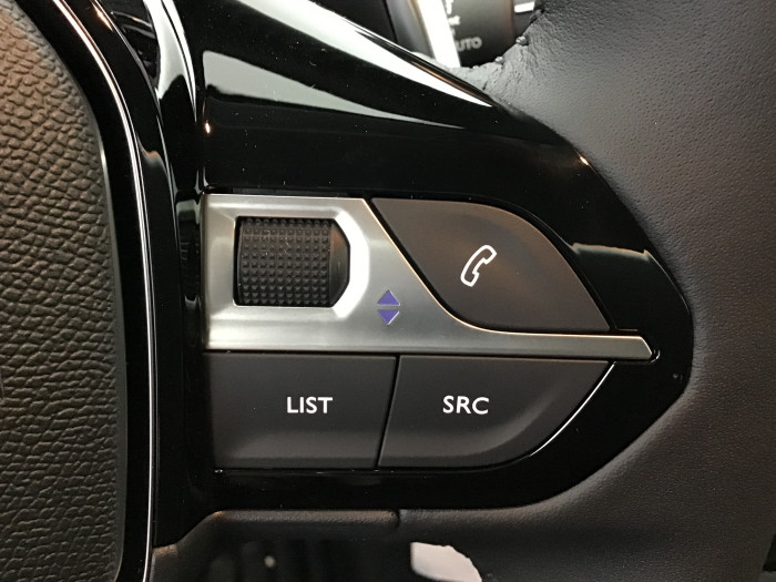 Peugeot 208 Nouvelle Hybrid 110 ch e-DCS6 Allure
