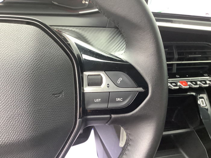 Peugeot 208 Nouvelle PureTech 100 S&S BVM6 Active
