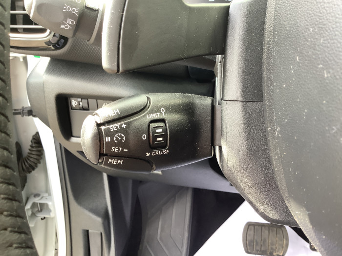 Citroën C5 AIRCROSS Hybride 136 e-DCS6 Plus