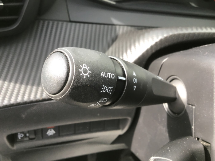 Peugeot 208 PureTech 75 S&S BVM5 Active Pack