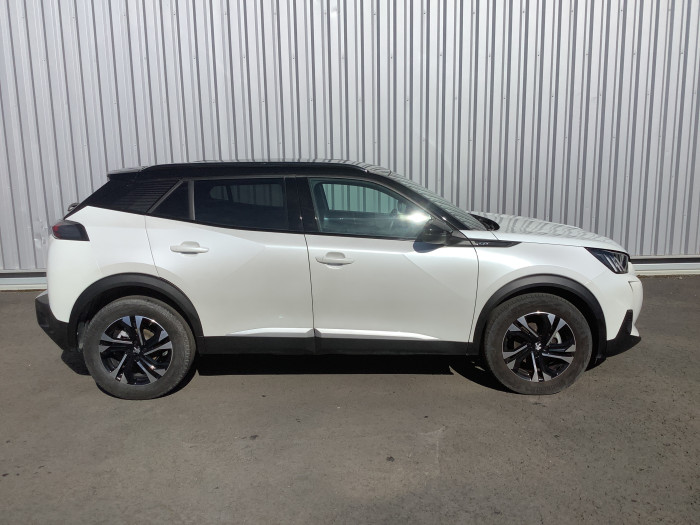 Peugeot 2008 PureTech 130 S&S BVM6 GT