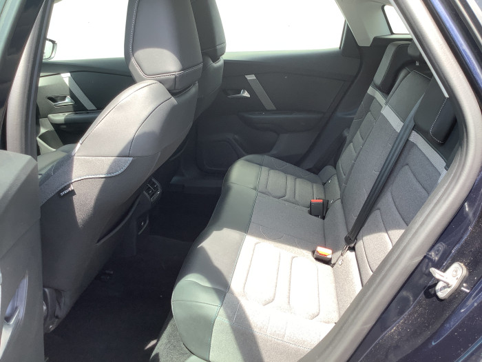 Citroën C4 Hybride 136 e-DCS6 Plus