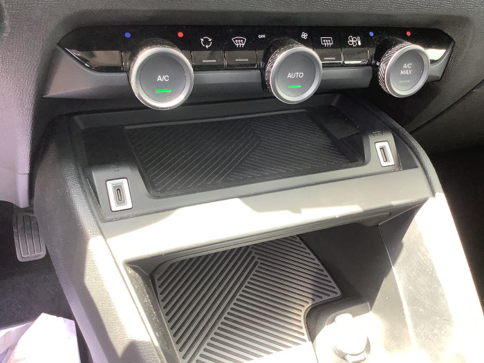 Citroën C4 Hybride 136 e-DCS6 Plus