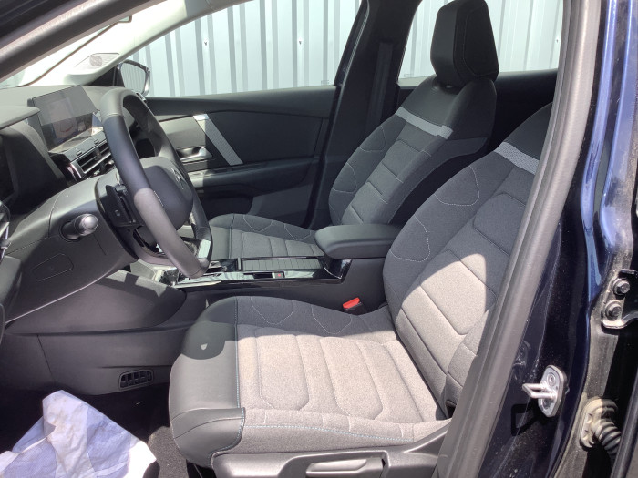 Citroën C4 Hybride 136 e-DCS6 Plus