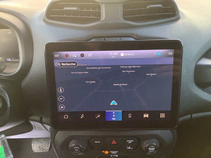 Jeep RENEGADE Nouveau 1.5 Turbo T4 130 ch BVR7 e-Hybrid Altitude