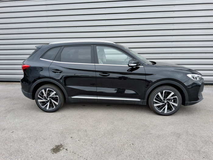MG ZS Nouveau 1.5 L Hybrid+ 197 ch Luxury