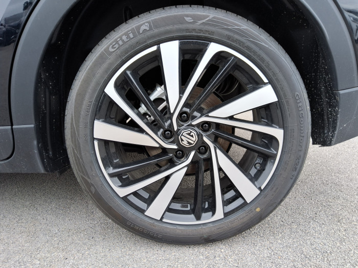 MG ZS Nouveau 1.5 L Hybrid+ 197 ch Luxury