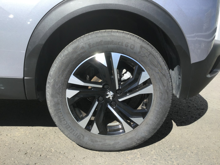 Peugeot 2008 BlueHDi 130 S&S EAT8 Allure Pack