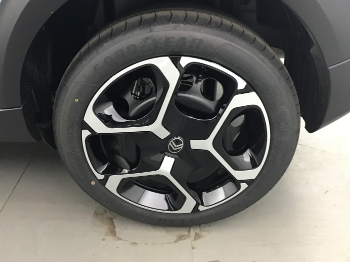 Citroën C3 Nouvelle Turbo 100 ch Manuelle Plus