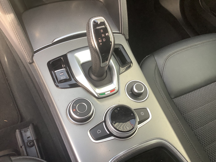 Alfa Romeo STELVIO MY20 2.2 190 ch Q4 AT8 Sprint