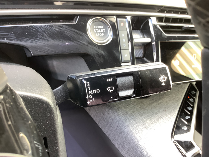 Peugeot 3008 Nouveau Hybrid 136 e-DCS6 Allure