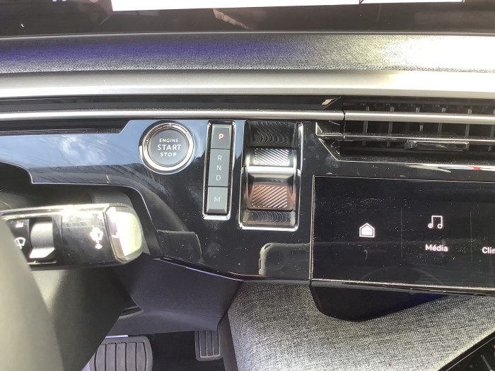 Peugeot 3008 Nouveau Hybrid 136 e-DCS6 Allure