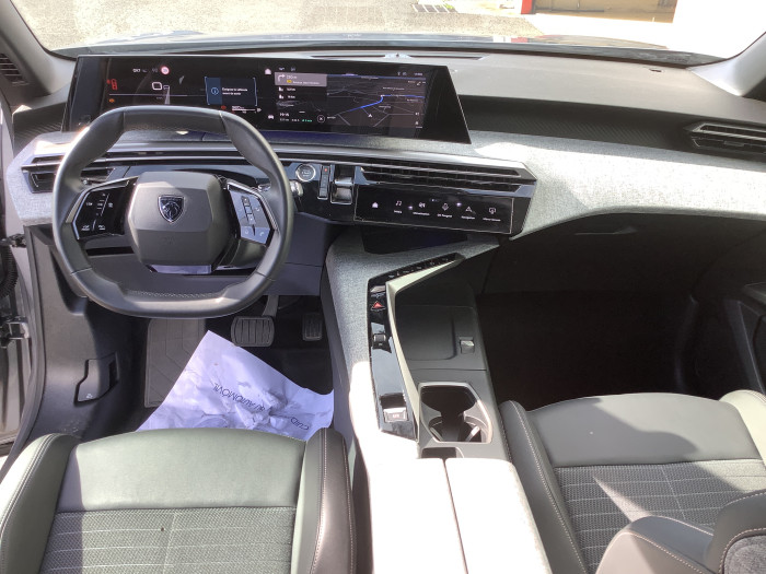 Peugeot 3008 Nouveau Hybrid 136 e-DCS6 Allure