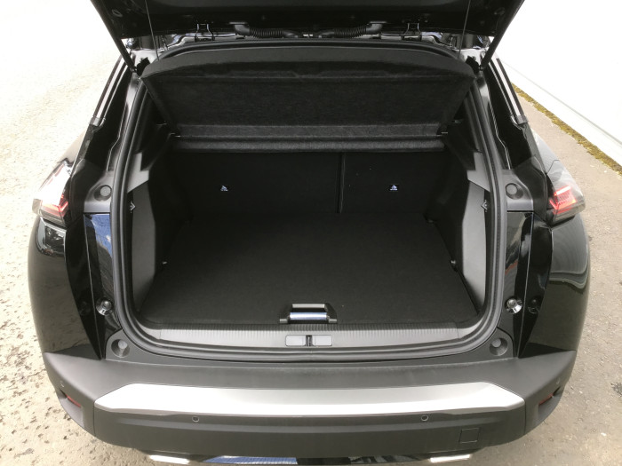 Peugeot 2008 Nouveau PureTech 130 S&S EAT8 GT