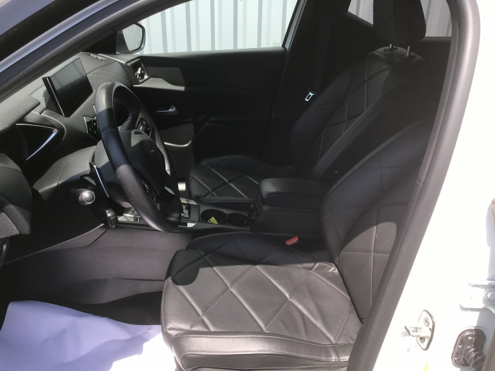 DS DS 3 CROSSBACK DS3 Crossback PureTech 155 EAT8 Rivoli