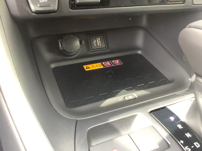 Toyota RAV4 HYBRIDE MY23 218 ch 2WD Dynamic
