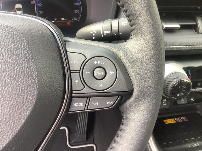 Toyota RAV4 HYBRIDE MY23 218 ch 2WD Dynamic