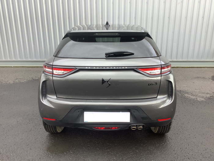 DS DS 3 Nouveau PureTech 130 EAT8 Performance Line
