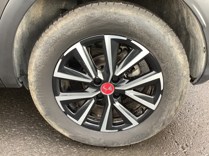 DS DS 3 Nouveau PureTech 130 EAT8 Performance Line