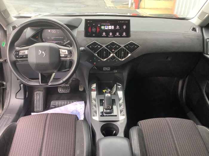 DS DS 3 Nouveau PureTech 130 EAT8 Performance Line
