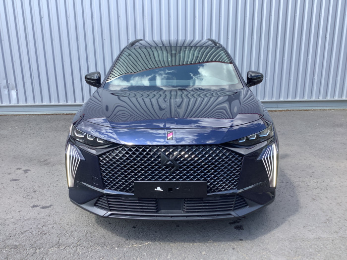 DS DS 7 BlueHDi 130 EAT8 Performance Line +