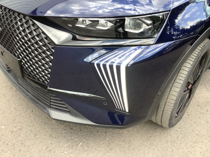 DS DS 7 BlueHDi 130 EAT8 Performance Line +